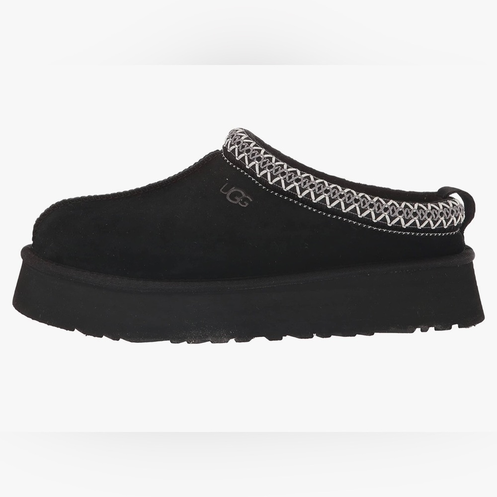 Ugg tazz slippers brand new size 8
